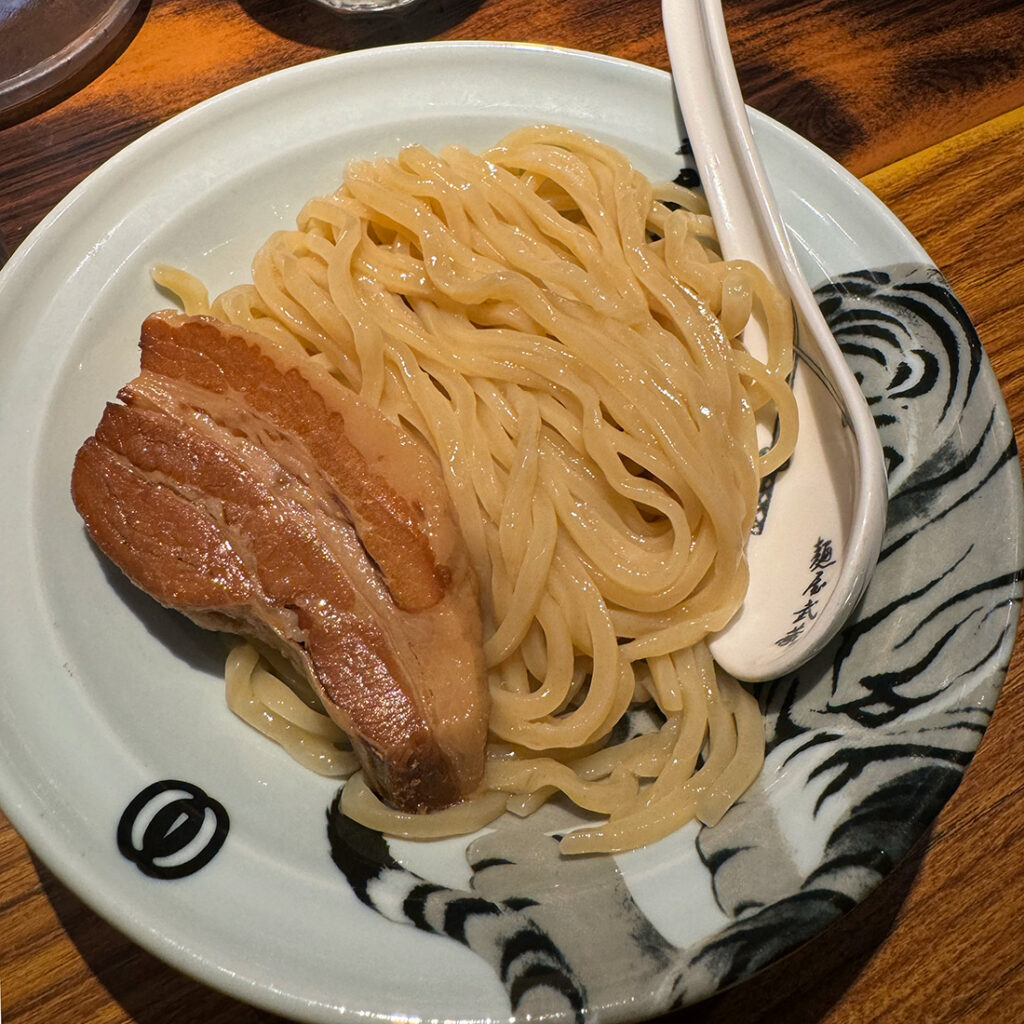 멘야 무사시 코도 츠케멘 돼지 차슈