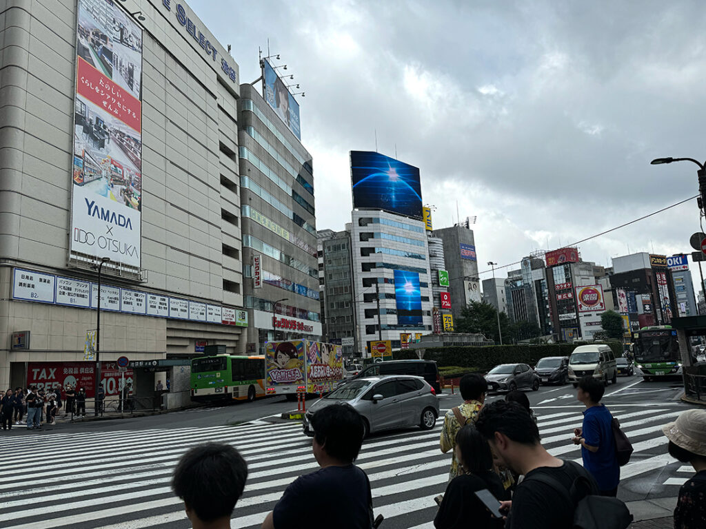 이케부쿠로 역 앞 모습