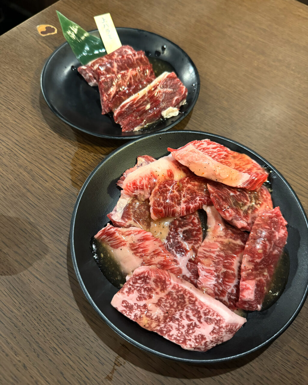 타카다노바바 규시게 죠하라미(上ハラミ) 나카오찌 가루비(中落ちカルビ)
