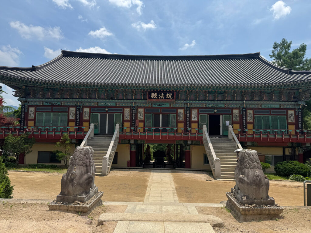봉선사 설법전