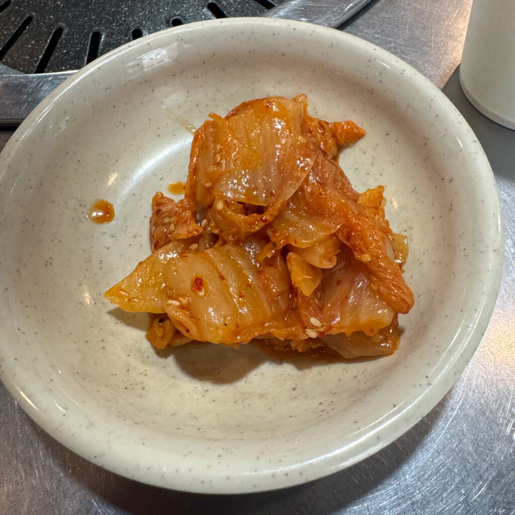 둥둥막창구이 기본 반찬 볶음 김치