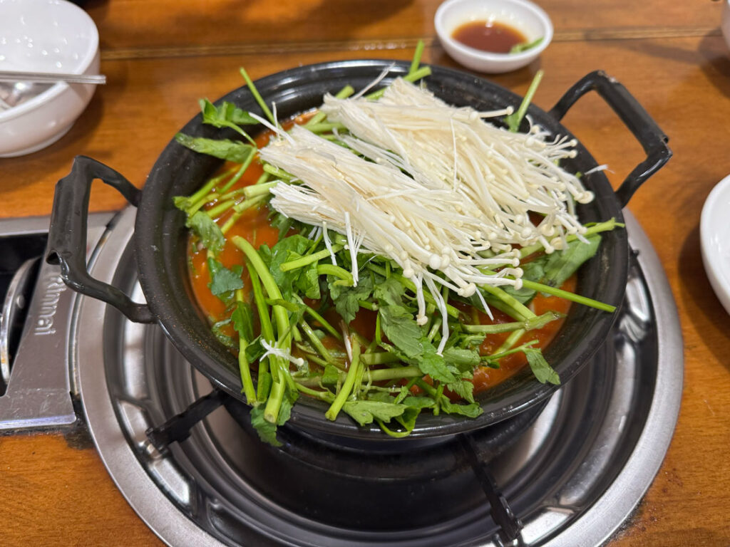 등촌샤브칼국수 버섯매운탕칼국수