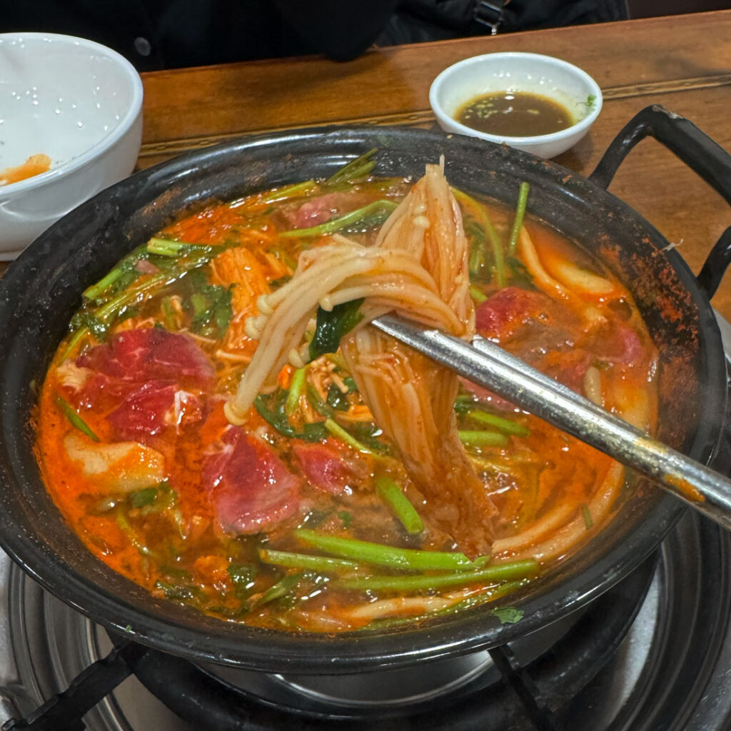 등촌샤브칼국수 버섯매운탕칼국수