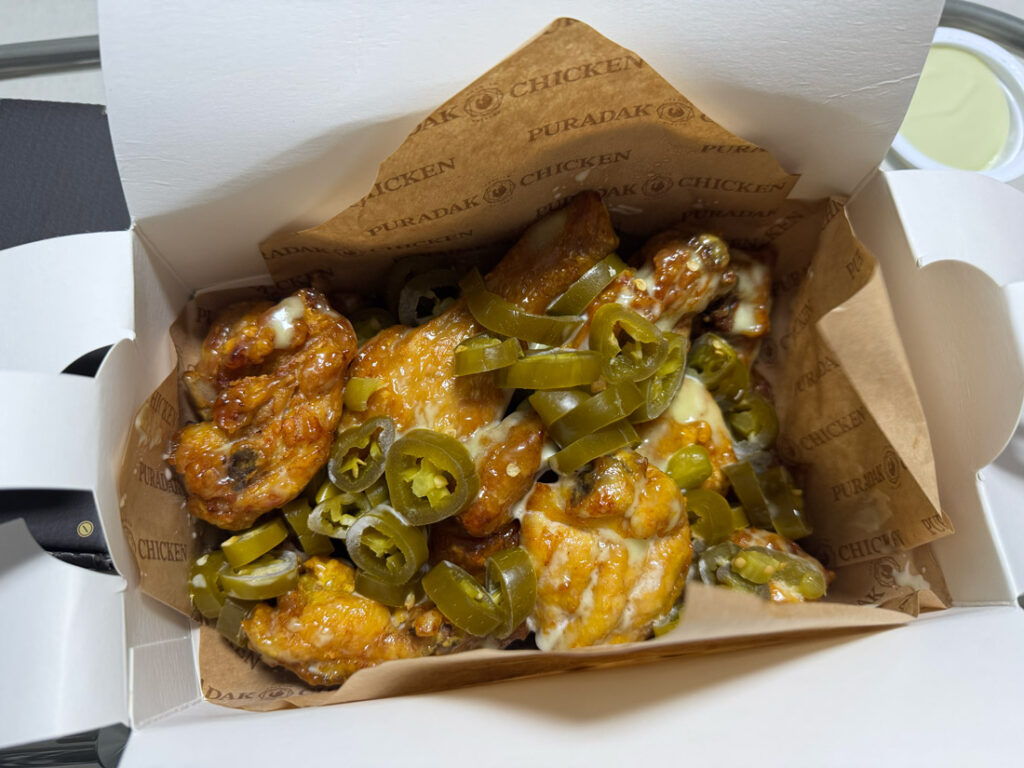 푸라닭 대표메뉴 고추마요치킨