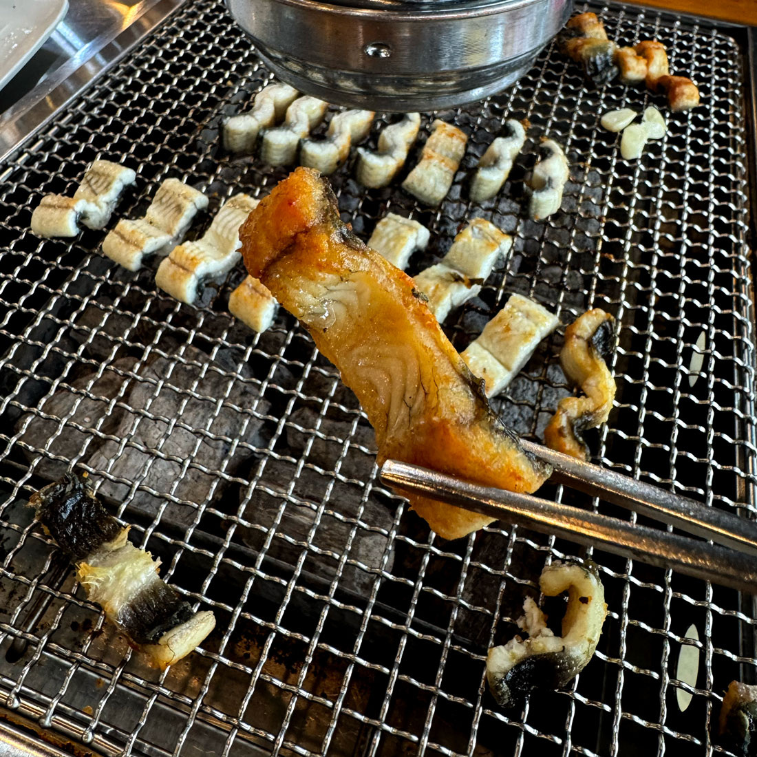 여자만 숯불장어구이 노릇하게 익은 장어